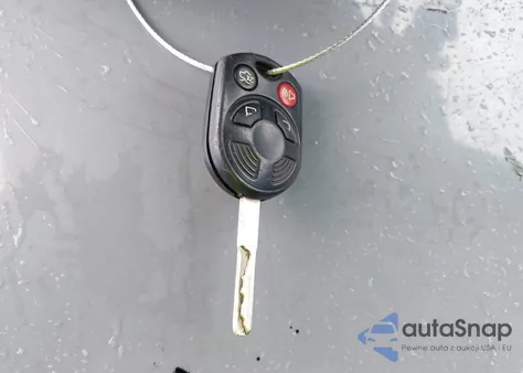 2016 Ford Focus S from USA, damaged, VIN 1FADP3E20GL335170